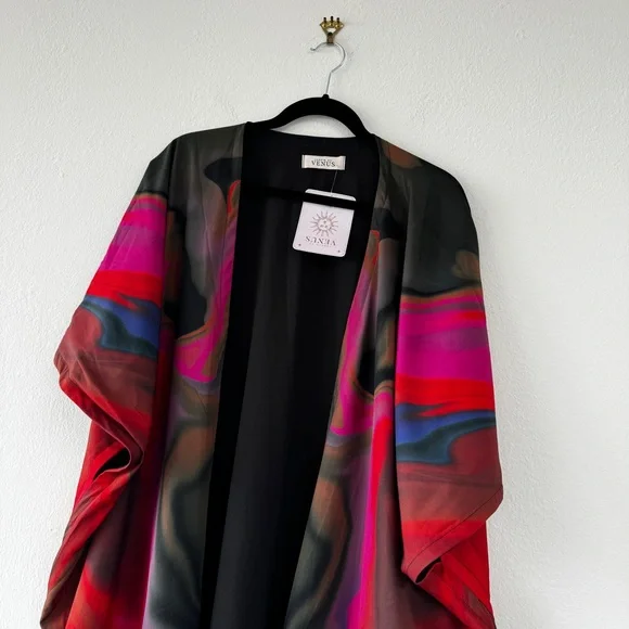 Pink Liquid Swirl Kimono - Picture 5 of 9